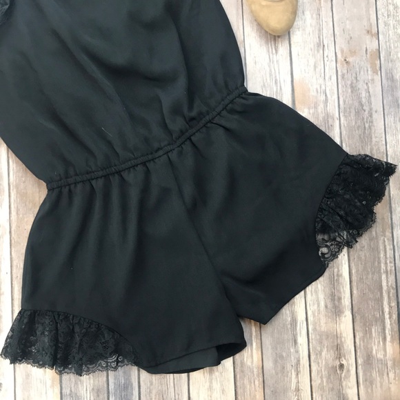 Guess Lace Halter Romper - Picture 4 of 8